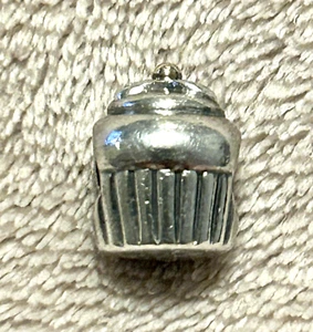 PANDORA DISCONTINUED 790417 SILVER & 14K GOLD CUPCAKE BRACELET CHARM - Picture 1 of 5