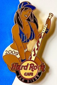 2009 HARD ROCK CAFE SAN DIEGO PÈRES MLB BASEBALL ERÖFFNUNGSTAG SEXY MÄDCHEN LE PIN - Bild 1 von 1