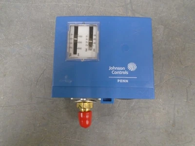 Johnson Controls  P735 Series pressure control switch P735AAA-9351 - Image 1 of 2