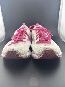 Brooks Revel 4 Running Shoes Women's Sz:7B *Limited Edition Empower Her Pink* - Picture 1 of 8