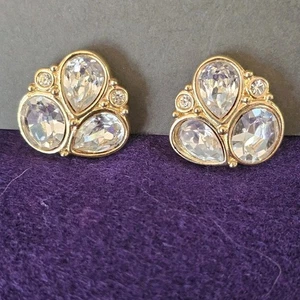 Orecchini Vintage Swarovski Clip-on Tono Oro e Cristalli - Foto 1 di 11