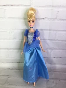 Cinderella Disney Princess Doll With Blue Dress 2005 Mattel - Picture 1 of 8