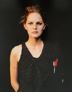 Peter Lindbergh Proof Foto 2002 - Bild 1 von 6