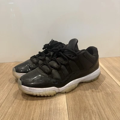 Zapato Jordan 11 Retro Bajo 72-10 Talla 11 LIMPIO AV2187-001 Auténtico Hombre” Foto 1 de 4