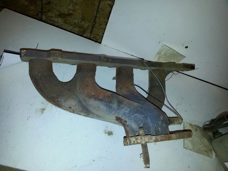 Colector de escape 2,4 L compatible con 99-02 CAVALIER 71008 Foto 1 de 2