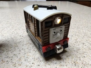 Thomas Freunde Take N Play Druckguss Metall 2009 sprechender & leichter Toby Zug Motor - Bild 1 von 9