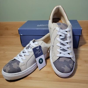 Zapatillas de lona de hilo universal, EE. UU. 9, camuflaje + blanco apagado con acento cobre - Imagen 1 de 11