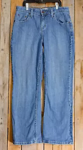 Levi's Signature Mid Rise Bootcut Size Misses 8 Short Blue Denim Jeans 31x28.5 - Picture 1 of 4