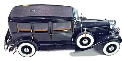 1930 Al Capone Armored Cadillac Imperial Sedan 1:24 scale By Franklin Mint - Image 1 of 4