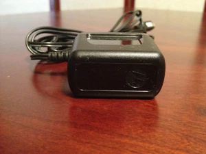 Cargador de viaje Motorola USB-mini DCH3-05US-0304 CARGADOR - Imagen 1 de 3