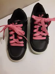 Heelys Bürgersteigschuhe Jugend Größe 3 schwarz/rosa Doppelrollen - Bild 1 von 13