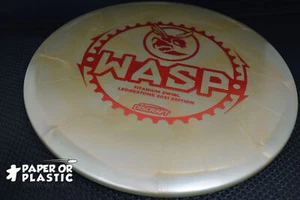 Discraft Ledgestone 2021 TI SWIRL WASP Disc Golf 175 G Mid-Range Orange NEW Red - Picture 1 of 1