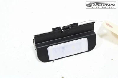 BMW 750I XDRIVE 2016-2019 asiento delantero izquierdo interior luz cortesía lámpara OEM Foto 1 de 4