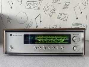 Sintonizzatore stereo Sharp ST-510H in buone condizioni. Perfetto. Raro! Vintage! - Foto 1 di 4