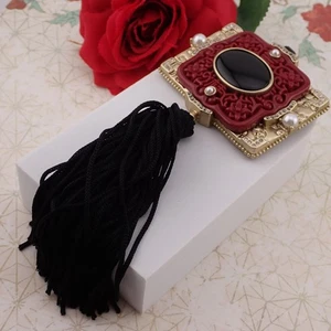 1990's Asian Simulated Pearl Red Black Silk Tassel Matte Gold Tone Pin Brooch - Picture 1 of 4