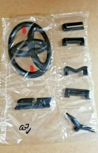  2018-2019 Toyota Camry SE  Blackout Emblem Overlays - Foto 1 di 2