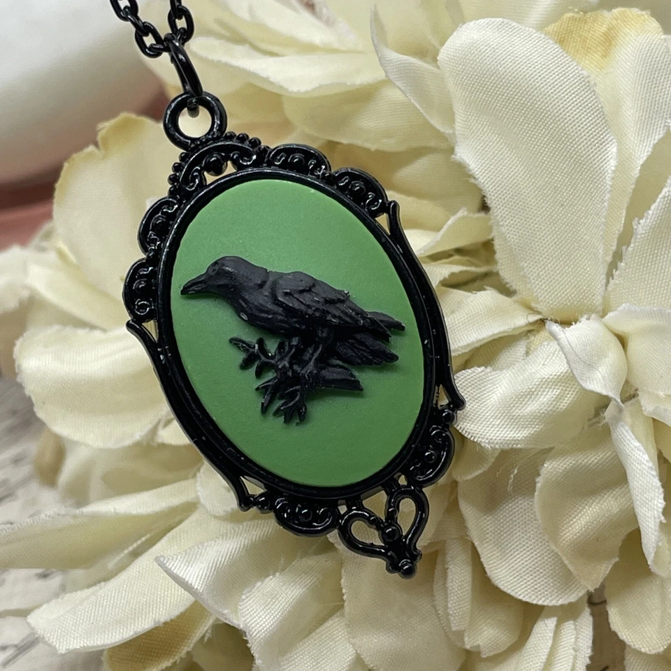 Collar camafeo negro verde cuervo gótico corazón boda fiesta joyería graduación Foto 1 de 1