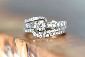 Neil Lane 14k White Gold 1 2/3 CT Diamond Bypass Engagement Bridal Set Sz 7.75 - Picture 1 of 14