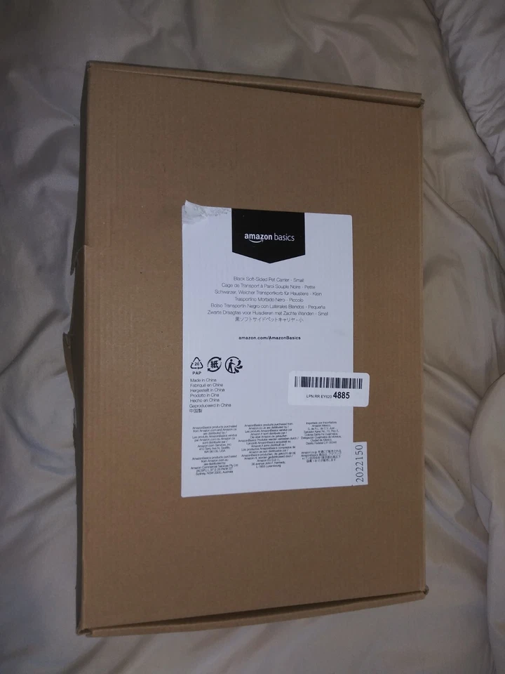 AmazonBasics Black Soft-sided Pet Carrier - Small