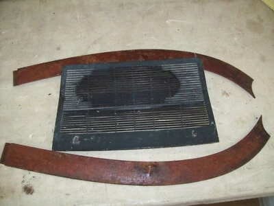 Buick Wildcat 1963 radio descongelador parrilla con moldura inferior del parabrisas Foto 1 de 4