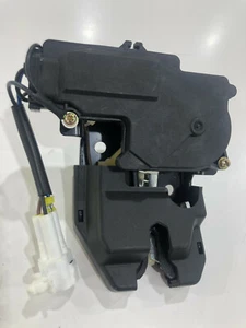 GEELY EC7, Emgrand 718 CIERRE DEL MALETERO - Imagen 1 de 2