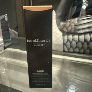 BareMinerals Barepro 24HR Performance Wear Liquid Foundation SPF 20 Walnut 23 - Picture 1 of 3