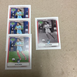 2025 Parkside NWSL Vol 1 Chicago Stars Jenna Bike B&W Card & (3) Common Card - Picture 1 of 8