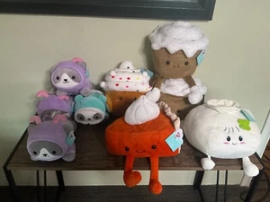 9 NWT PLAY RIGHT Hug Me PLUSH dress up animal, Hot Cocoa, Cinn, dumpling, Pie - Picture 1 of 8
