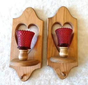 VINTAGE SET OF 2 HEART WOOD & RED GLASS  VOTIVE WALL CANDLE HOLDERS WALL HOOKS - Picture 1 of 7