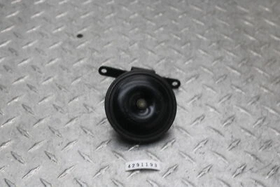 2004 铃木 HAYABUSA GSX1300R HORN 信号 38500-24F00 — 第 1/4 张图片