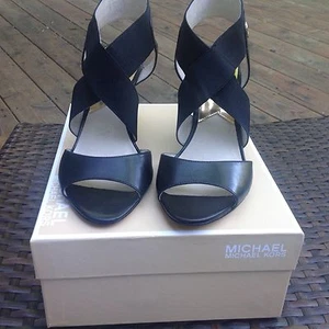 Michael Kors schwarzer Leder Keilabsatz 9,5 M UVP 135 $ - Bild 1 von 4