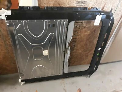 BMW 530i 2003-10 Sliding Roof Frame Track Assembly /USED OEM PN: 54137033544 ** - Image 1 of 4