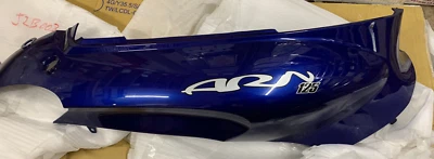 Panel de cubierta del lado derecho Keeway ARN 125 con pegatina 65604J13016Z (CAJA 12) Foto 1 de 4