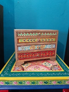 INDIAN HAND PAINTED MANGO WOOD 4 DRAWER CHEST / SPICE DRAWERS - Picture 1 of 16