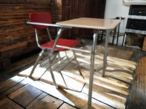 Retro School Desk - Picture 1 of 1