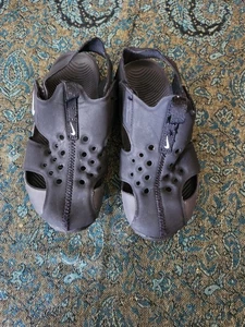 Nike Water Shoes Size 11 - Picture 1 of 5