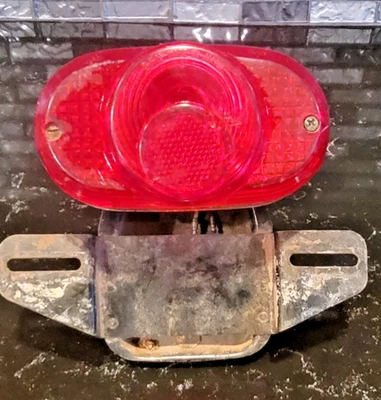 Lanterna traseira Honda CL90 1967-1969 Stanley HM-5RC vintage fabricante de equipamento original - Imagem 1 de 4