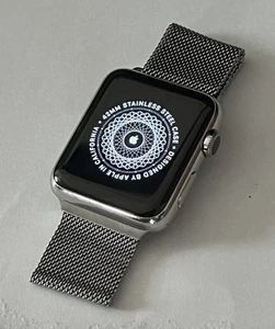 Apple Watch 1st Gen 42mm Stainless Steel•Sapphire Crystal• S/S Milanese Loop - Photo 1 sur 7
