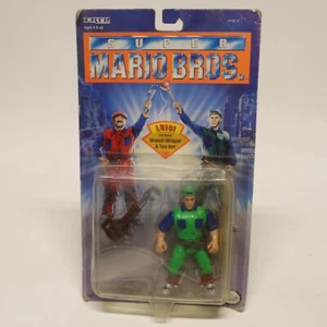 ERTL Nintendo 7790 Super Mario Bros Luigi Wrench-Whipper & Tool Belt Blister - Imagen 1 de 7