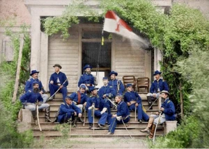 Photo of General Aldred Torbert and his staff during the American Civil War - Bild 1 von 1