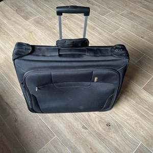 ANTLER Men’s Suit Carrier With Wheels compartments 15x52x61 cm - Picture 1 of 11