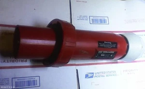 Enchufe Hubbell Killark VSI125P507 VersaMATE, 125 A, 4 polos, 5 cables, 480 VCA nuevo - Imagen 1 de 2