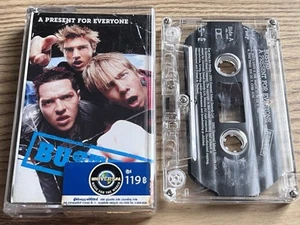 Busted A Present For Everyone Cassette Tape (Universal Thailand 2004) - Picture 1 of 3