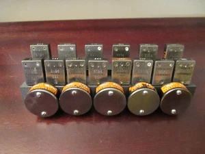 Uniwersalny stojak na radio kwarcowe kryształowy wyświetlacz stojak stojak rack FT-243 i lata 30. 3/4" - Zdjęcie 1 z 18