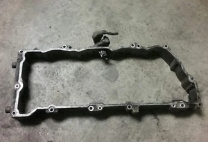 2011 ISUZU 4HK1 TC ROCKER HOUSING 069433 - Picture 1 of 3