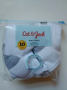 Cat & Jack White Cushioned Ankle Socks 10 Pack Boys Size Large 3-10 NEW - Picture 1 of 2