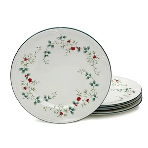 Winterberry 10-1/2-Inch Dinner Plates, Set of 4, White - Picture 1 of 6