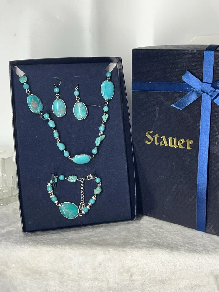 Beautiful Turquoise Three-Piece Set Jewelry Stauer - Image 1 of 1