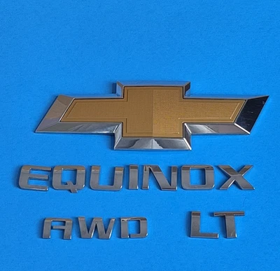 Juego trasero Chevrolet Equinox LT 2005-2015 AWD emblema logotipo insignia símbolo pajarita OEM Foto 1 de 4