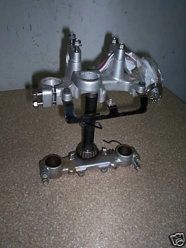 Yamaha TTR225 TTR 225 2001 triple árbol potencia de dirección Foto 1 de 1